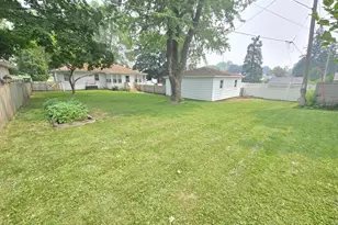 920 Newbury St, Ripon, WI 54971 - Photo 18