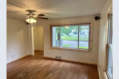 820 N Wacouta Avenue, Prairie Du Chien, WI 53821 - Photo 10