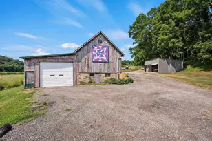 N8621 Hay Hollow Rd, Blanchardville, WI 53516 - Photo 10