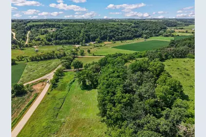 N8621 Hay Hollow Road, Blanchardville, WI 53516 - Photo 20