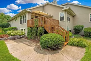 6027 Canyon Pkwy, Mcfarland, WI 53558 - Photo 10