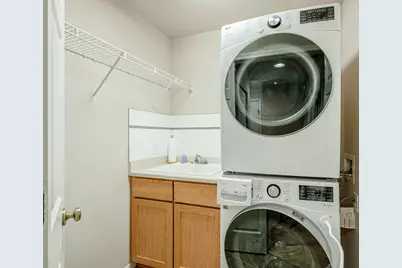6027 Canyon Parkway, Mcfarland, WI 53558 - Photo 36