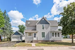 331 S Howard St, Princeton, WI 54968 - Photo 2