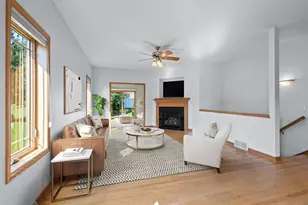 5708 Prairie Stone Dr, Mcfarland, WI 53558 - Photo 10