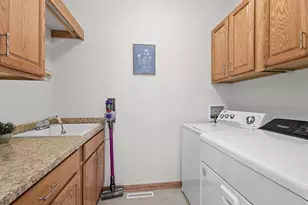 5708 Prairie Stone Dr, Mcfarland, WI 53558 - Photo 24