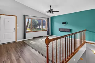 718 Olympic St, Sun Prairie, WI 53590 - Photo 8