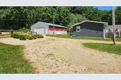 41180 Sleepy Valley Lane, Boscobel, WI 53805 - Photo 6