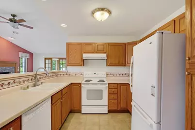 673 Springbrook Circle #65, DeForest, WI 53532 - Photo 18