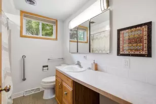 117 Alden Dr, Madison, WI 53705 - Photo 24