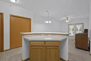 410 New Age Cir, Verona, WI 53593 - Photo 6