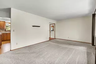 630 S Main St, Markesan, WI 53946 - Photo 10