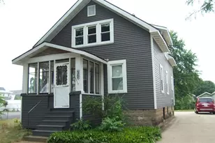 30 W Scott St, Fond du Lac, WI 54935 - Photo 2