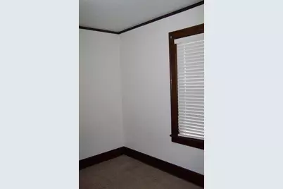 30 W Scott Street, Fond du Lac, WI 54935 - Photo 14