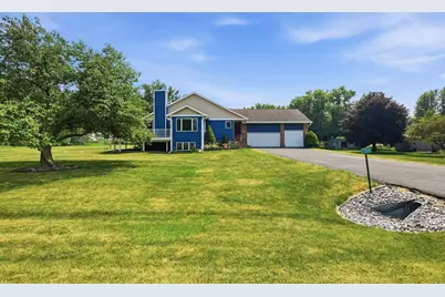 2766 Northwynde Passage, Sun Prairie, WI 53590 - Photo 2