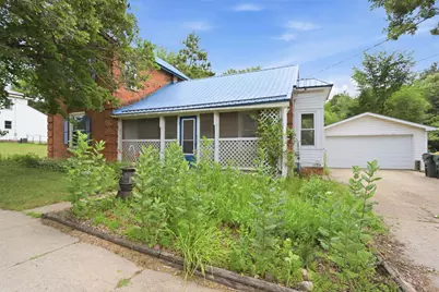 512 N East Street, Wonewoc, WI 53968 - Photo 2