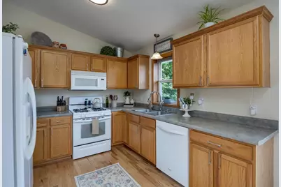 416 Park View Road, Deerfield, WI 53531 - Photo 12