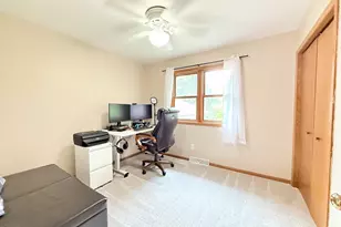 214 Coyle Pkwy, Cottage Grove, WI 53527 - Photo 16