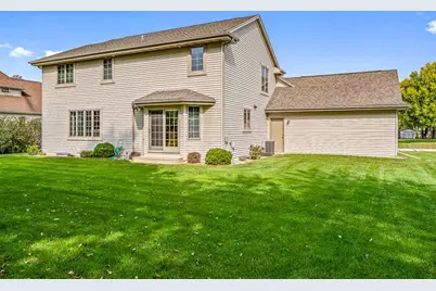 642 E Waterford Drive, Beloit, WI 53511 - Photo 38