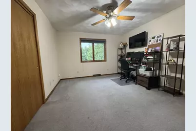 642 E Waterford Drive, Beloit, WI 53511 - Photo 30
