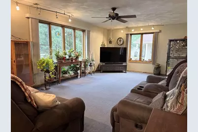 642 E Waterford Drive, Beloit, WI 53511 - Photo 14