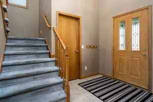 642 E Waterford Dr, Beloit, WI 53511 - Photo 10
