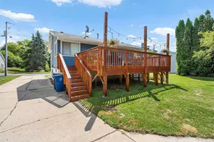 2019 Mitchell St, Oshkosh, WI 54901 - Photo 24