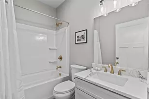 828 Elm St, Wisconsin Dells, WI 53965 - Photo 12