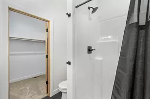 827 Cedar St, Wisconsin Dells, WI 53965 - Photo 10