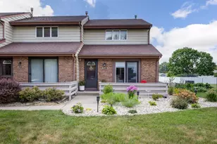 1435 Laramie Ln, Janesville, WI 53546 - Photo 2