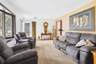 613 Whitehall Dr, Madison, WI 53714 - Photo 46