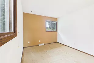 613 Whitehall Dr, Madison, WI 53714 - Photo 74