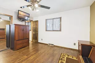 613 Whitehall Dr, Madison, WI 53714 - Photo 70