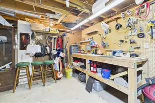 613 Whitehall Dr, Madison, WI 53714 - Photo 84