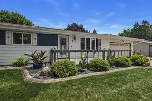 613 Whitehall Dr, Madison, WI 53714 - Photo 10