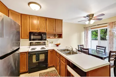 213 East Bluff, Madison, WI 53704 - Photo 14