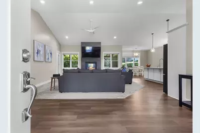 731 Chester Court, Ripon, WI 54971 - Photo 6