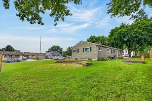 300 Leonard St, Watertown, WI 53098 - Photo 8