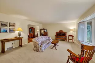 206 Green Lake Pass, Madison, WI 53705 - Photo 4
