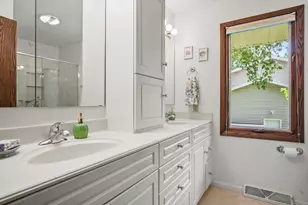6325 Keelson Dr, Madison, WI 53705 - Photo 22