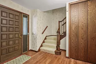 6325 Keelson Dr, Madison, WI 53705 - Photo 4