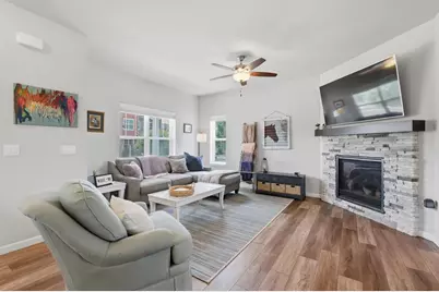 3062 Pleasant Street, Sun Prairie, WI 53590 - Photo 8