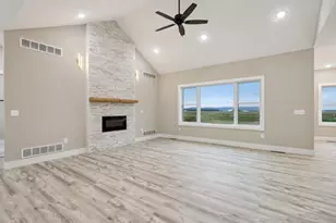 228 Falcon Ct, Sauk City, WI 53583 - Photo 6