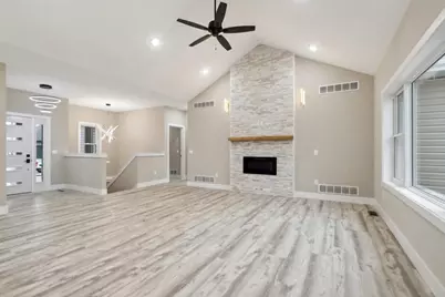 228 Falcon Court, Sauk City, WI 53583 - Photo 8