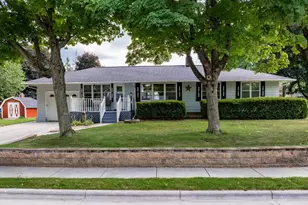 308 Elmberta St, Mauston, WI 53948 - Photo 1