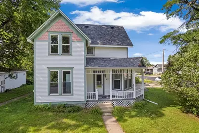 320 E Holton Street, Tomah, WI 54660 - Photo 1