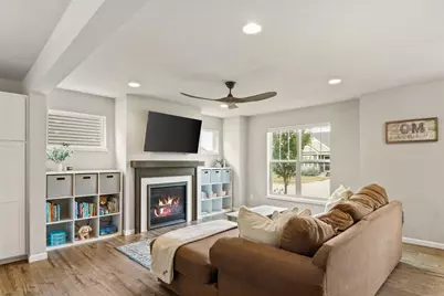 724 Crimson Leaf Lane, Madison, WI 53593 - Photo 2