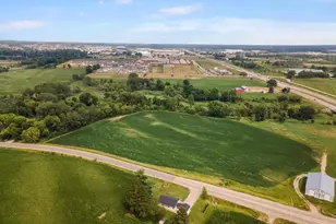 6215 River Rd, DeForest, WI 53532 - Photo 46