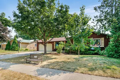 2601 Muir Field Road, Madison, WI 53719 - Photo 2