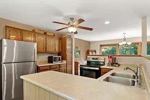 2601 Muir Field Rd, Madison, WI 53719 - Photo 8