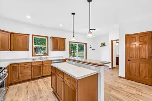 360 S Goldenrod Dr, Sun Prairie, WI 53590 - Photo 22